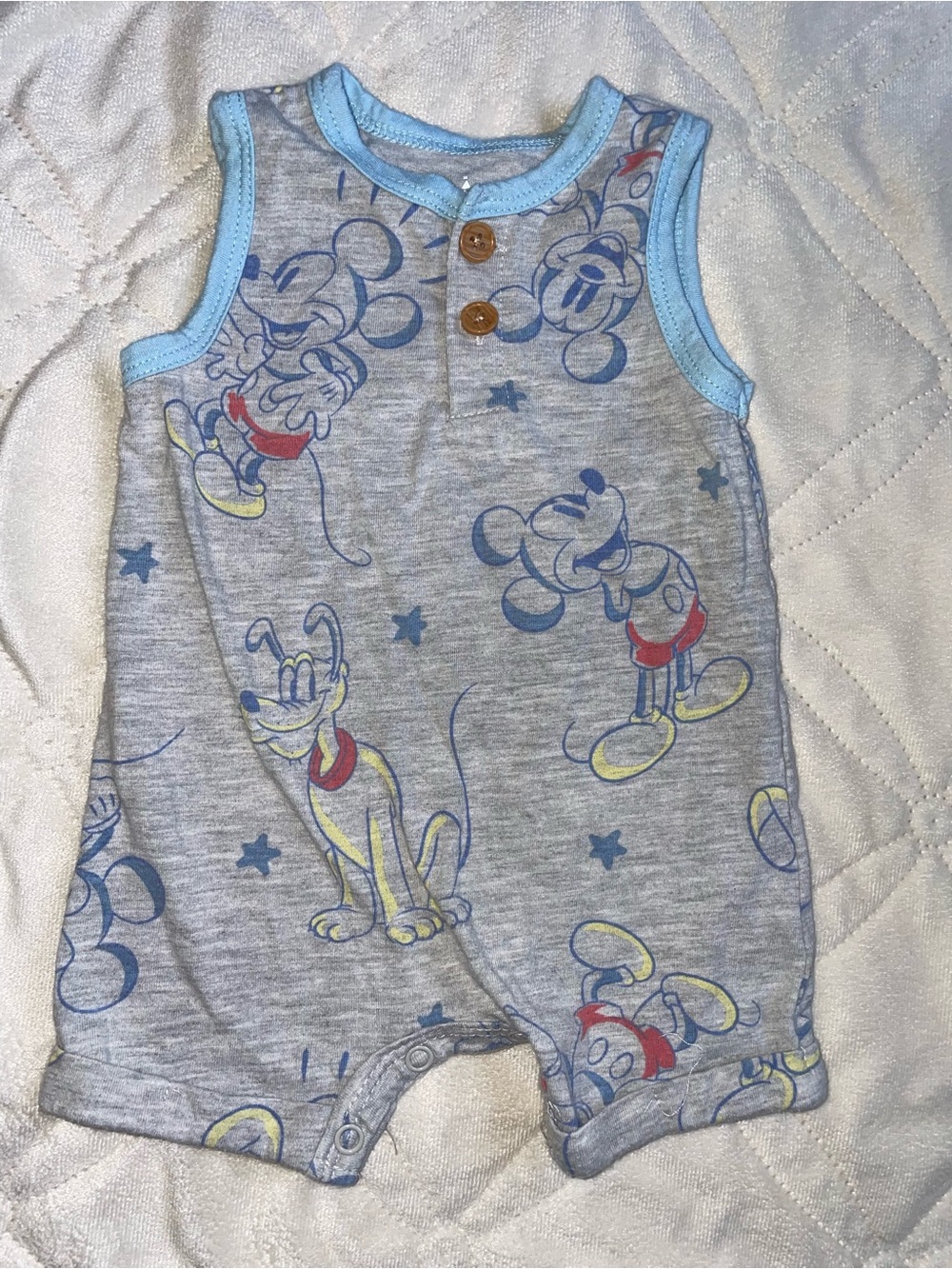 Disney Gray Sleeveless Mickey & Pluto Romper with Light Blue Trim
